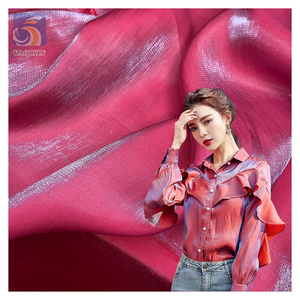 High Quality Pink Rayon Polyester Blend Organza Fabric for Lining Soft Glossy Shiny Satin Organza Fabric