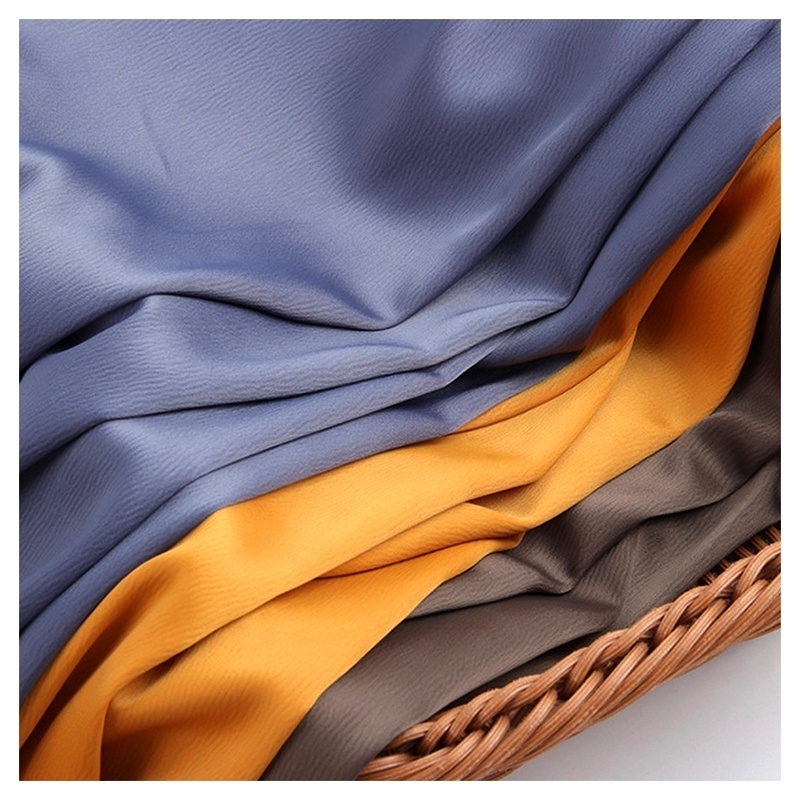 Guangzhou Manufacturer 210gsm 97%Polyester 3%Spandex Crepe Crinkle Satin Fabric High Quality Stretch Satin Duchess Fabric