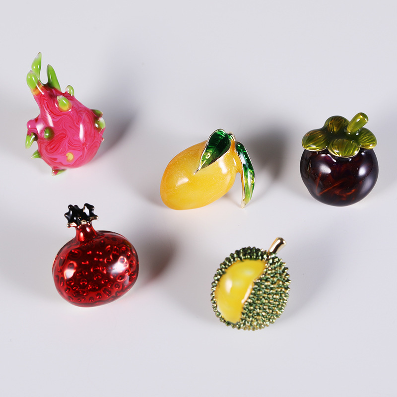 Wholesale Summer Fruit Personalized Collar Pin Brooch Small Vivid Fruit Pin Brooches