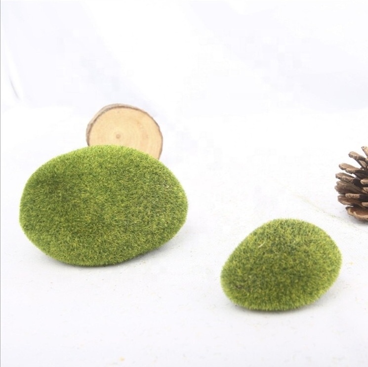 YAYUN W-3021 Wholesale Artificial Rocks Marimo Green Moss Covered Stones Ball