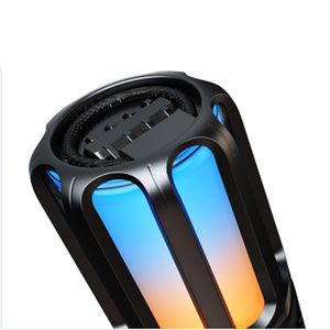 D4 IPX7 Newest Arrival Waterproof Wireless Speakers Colorful led Light Lantern Outdoor Bluetooth Speaker with Handle