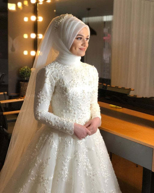 Islamic Ivory Full Lace Pearls Muslim Wedding Dress without Hijab High Neck Long Sleeves Arabic Bridal Gowns