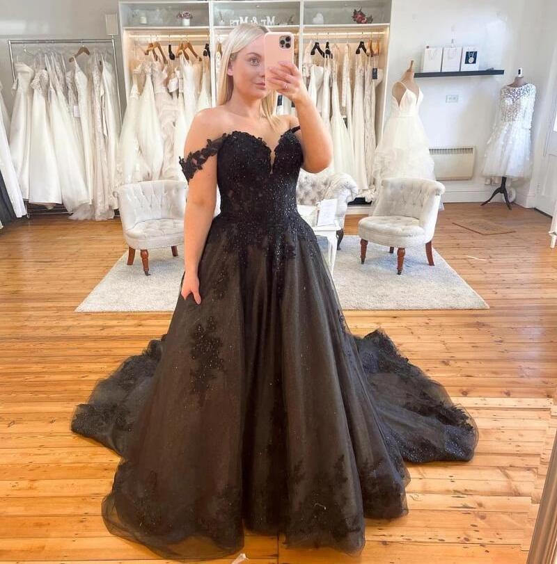 Custom Made Plus Size/Color Black Gothic Wedding Dresses Beaded Off the Shoulder A Line Soft Lace Bridal Gowns