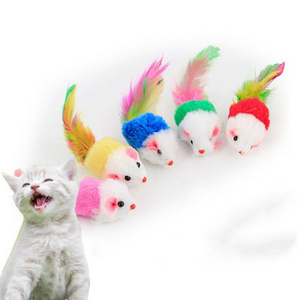 Ybgai Factory price Interactive Cat Toys small Mouse Hunt Cat Toy Colorful feather Mice Pet Dog or Cat Chew Toys