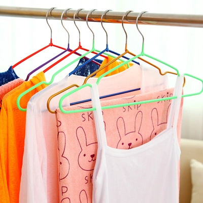 YC Wholesale Bulk Wire Colorful Pvc Coated Metal Clothes Hanger