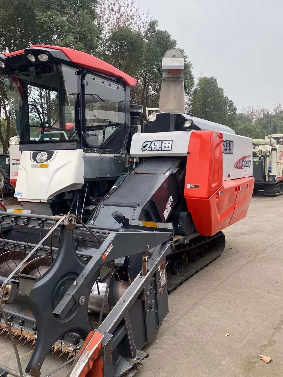 Direct Selling Kubota Japan Price Lovol Combine Silage Harvester Pro988 with cabin