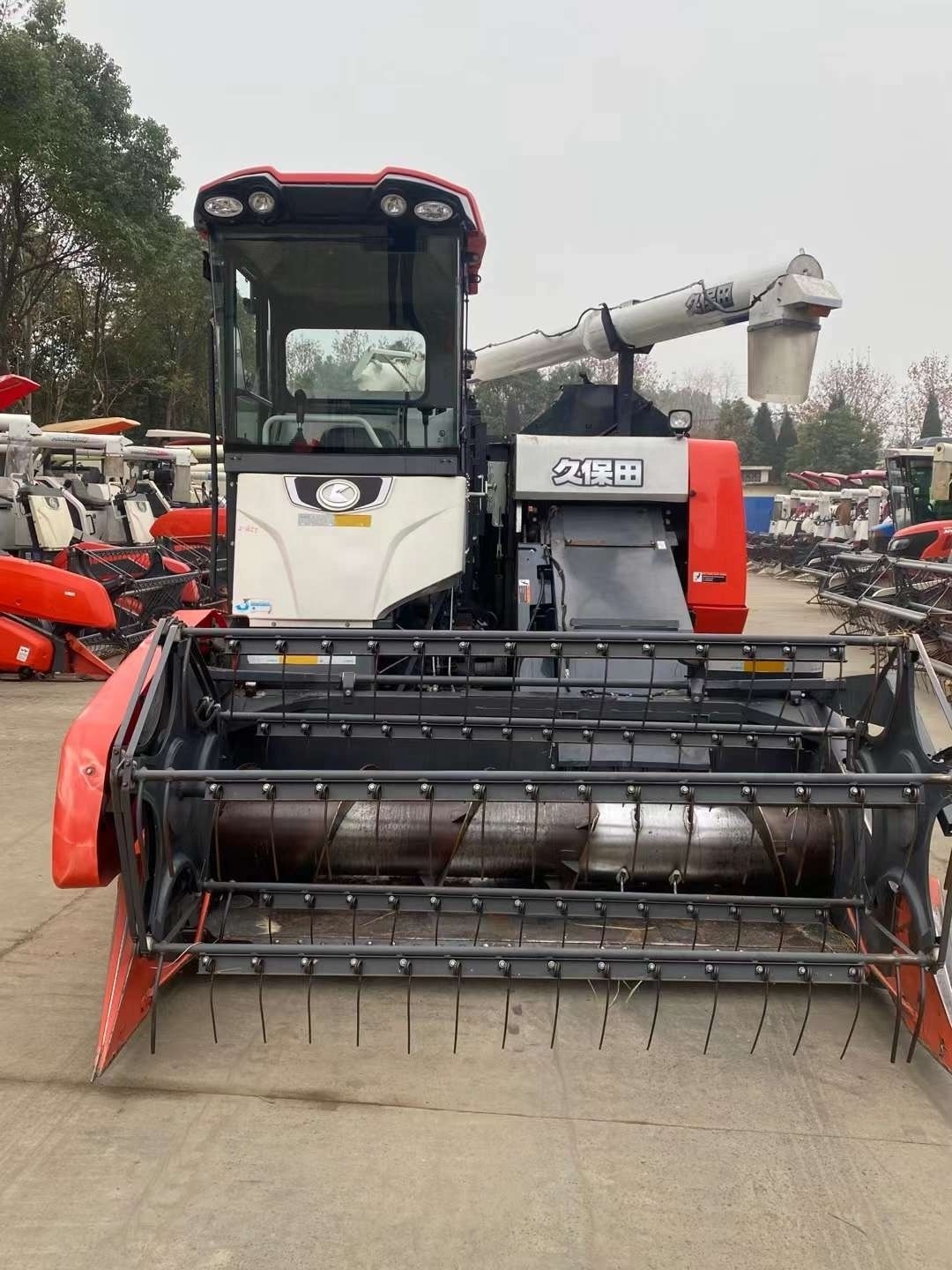 Direct Selling Kubota Japan Price Lovol Combine Silage Harvester Pro988 with cabin