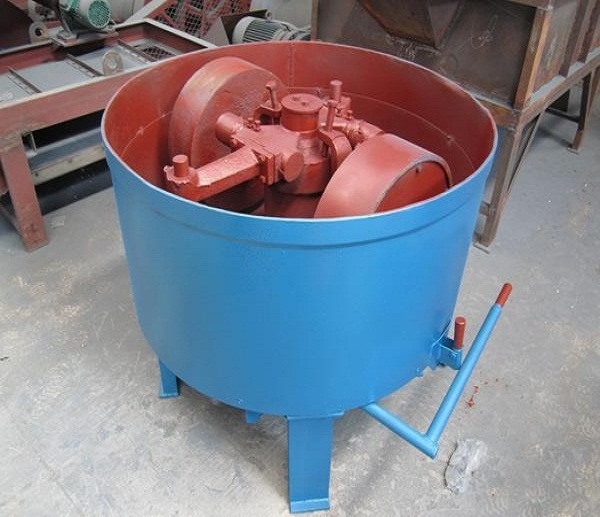 Roller sand mixer,sand muller for brick making production line,sand mixer used in foundry industry