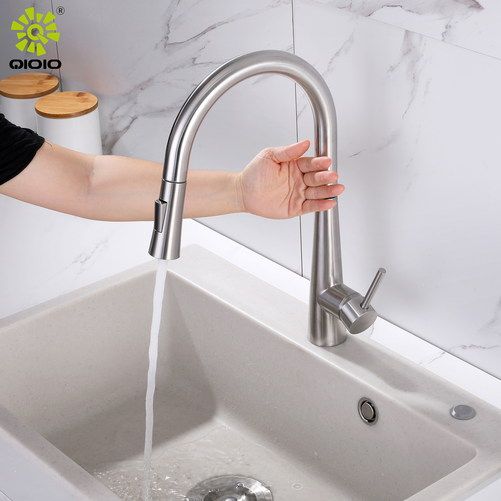 304 stainless steel brushed hot and cold mixed professional manufacturer Sensor Touch Faucet Pull out kitchen faucet