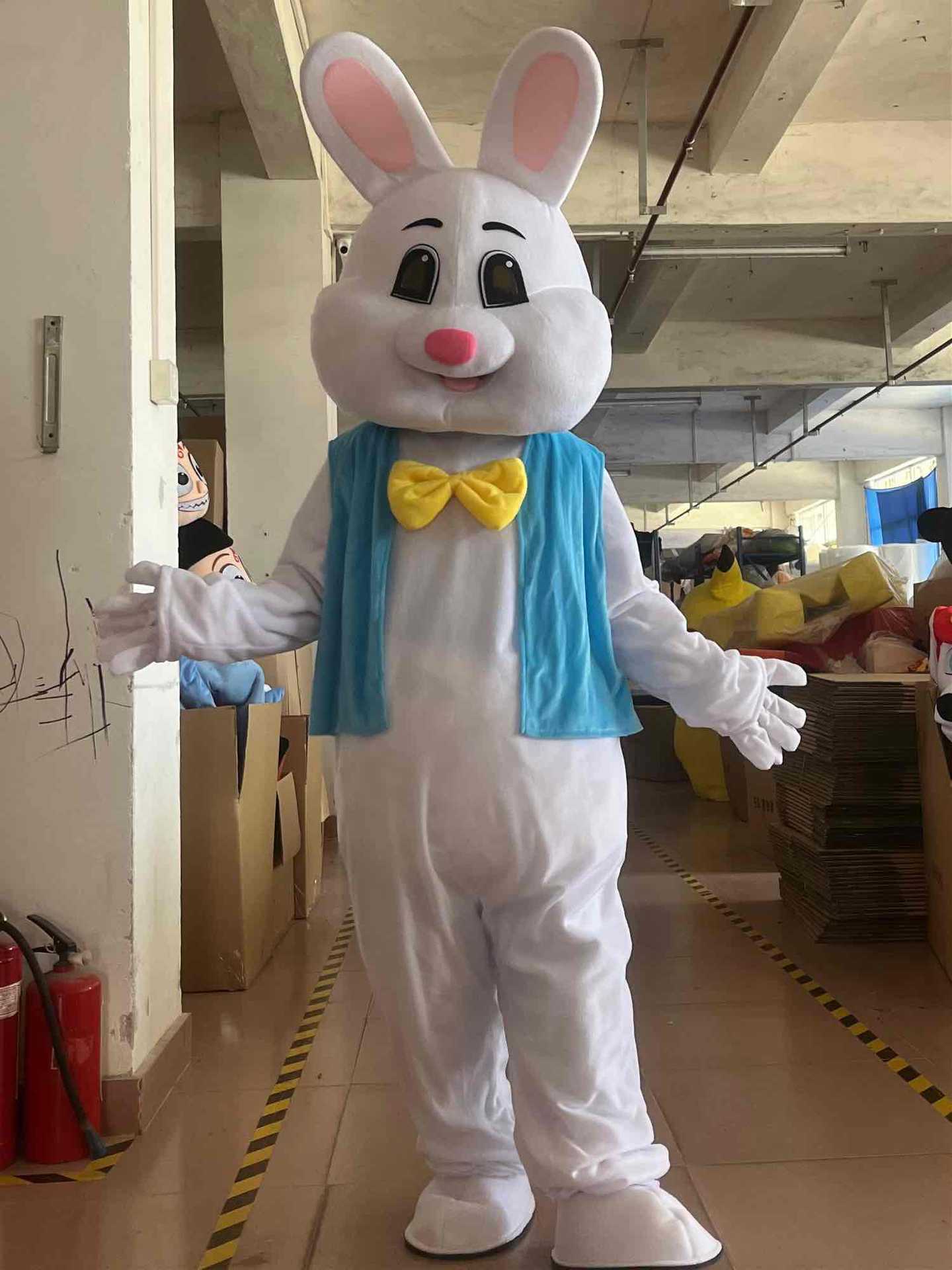 CBunny Mascot Easter Rabbit Costume Adult Fancy Dress White Adult Easter Bunny Mascot Walking Costume For Halloween Party Event