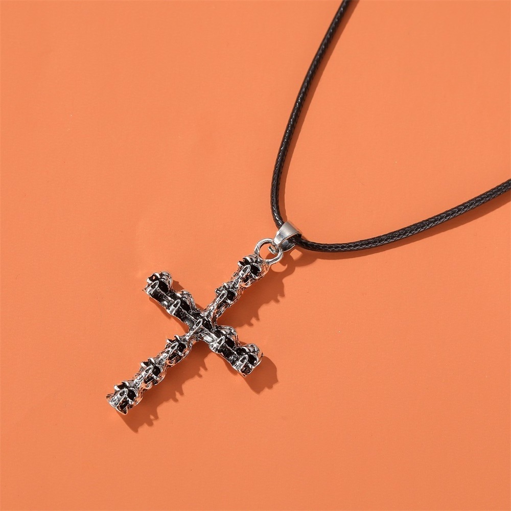 New Cross Necklace Retro Trend Skull Gothic Necklace Halloween Accessories Necklace