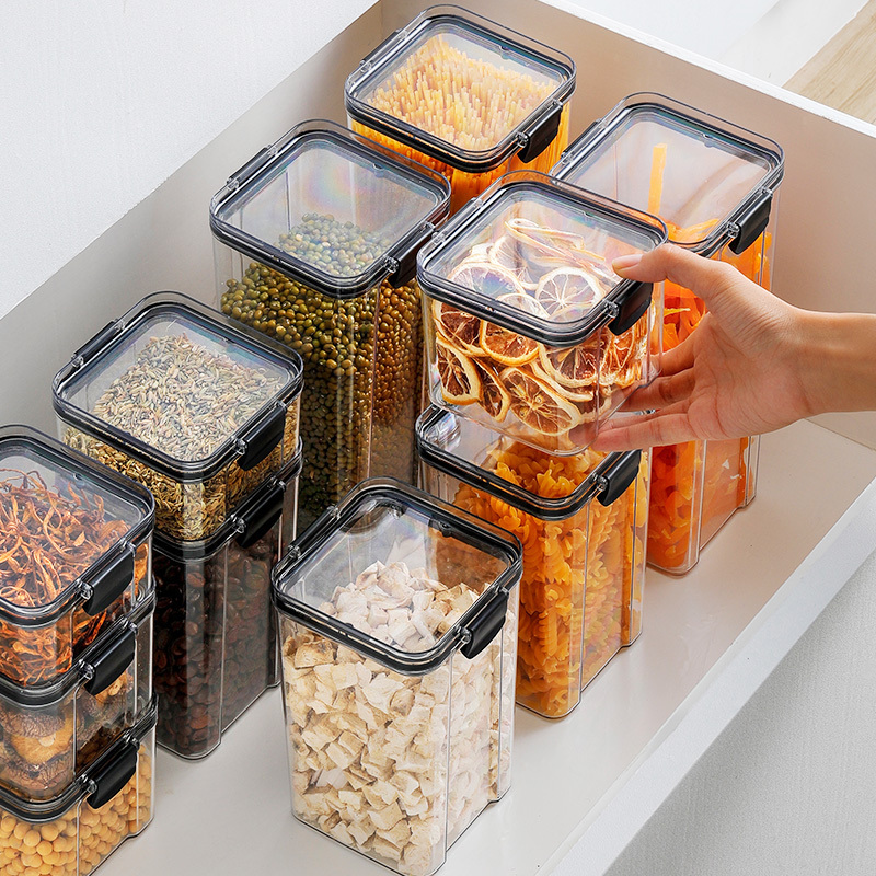 2021 hot sale pantry organization containers easy snap lock and BPA free kitchen container set candy rice jars with lids