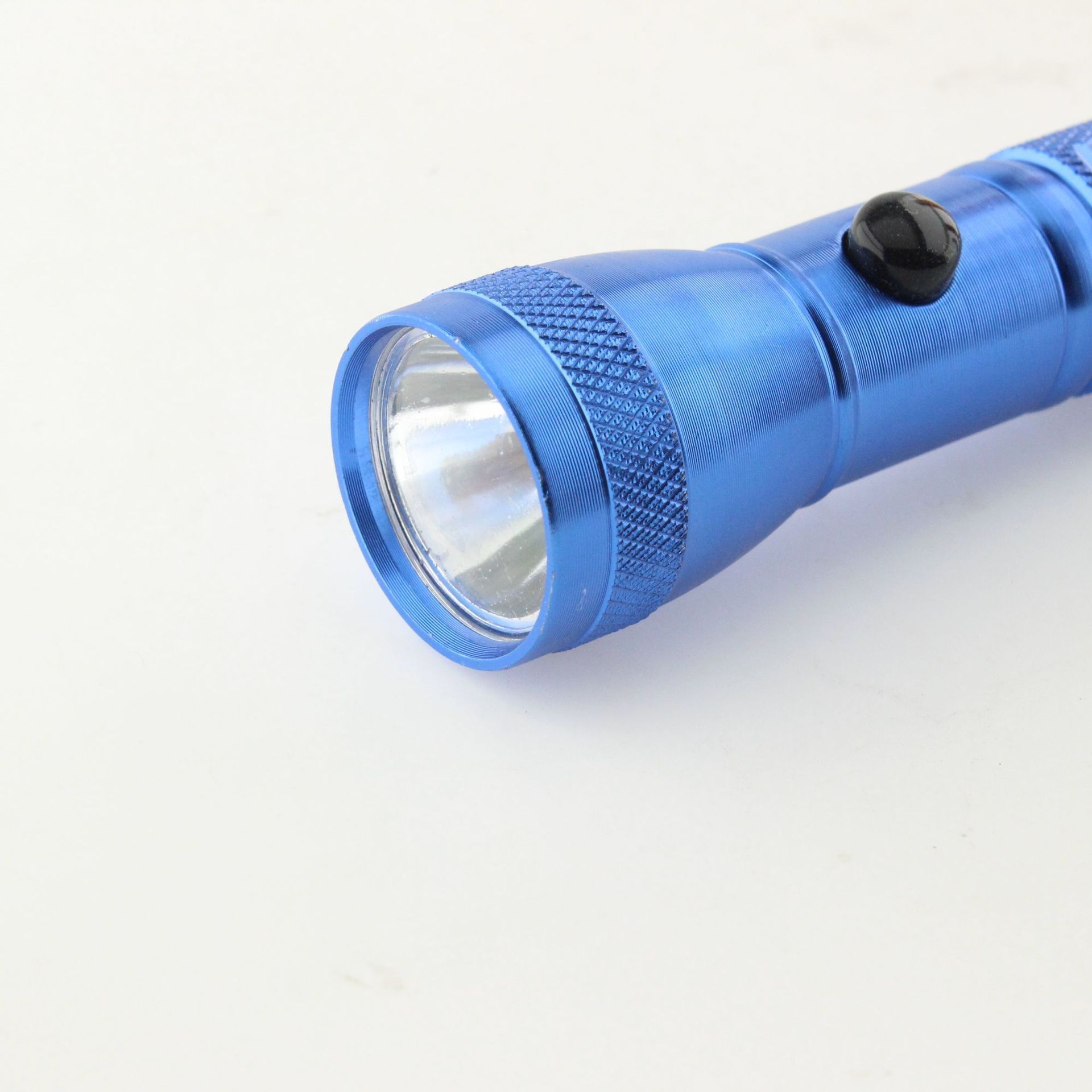 2023 The latest inexpensive crossover OPP Mini small durable outdoor night run bike patrol searchlight flashlight