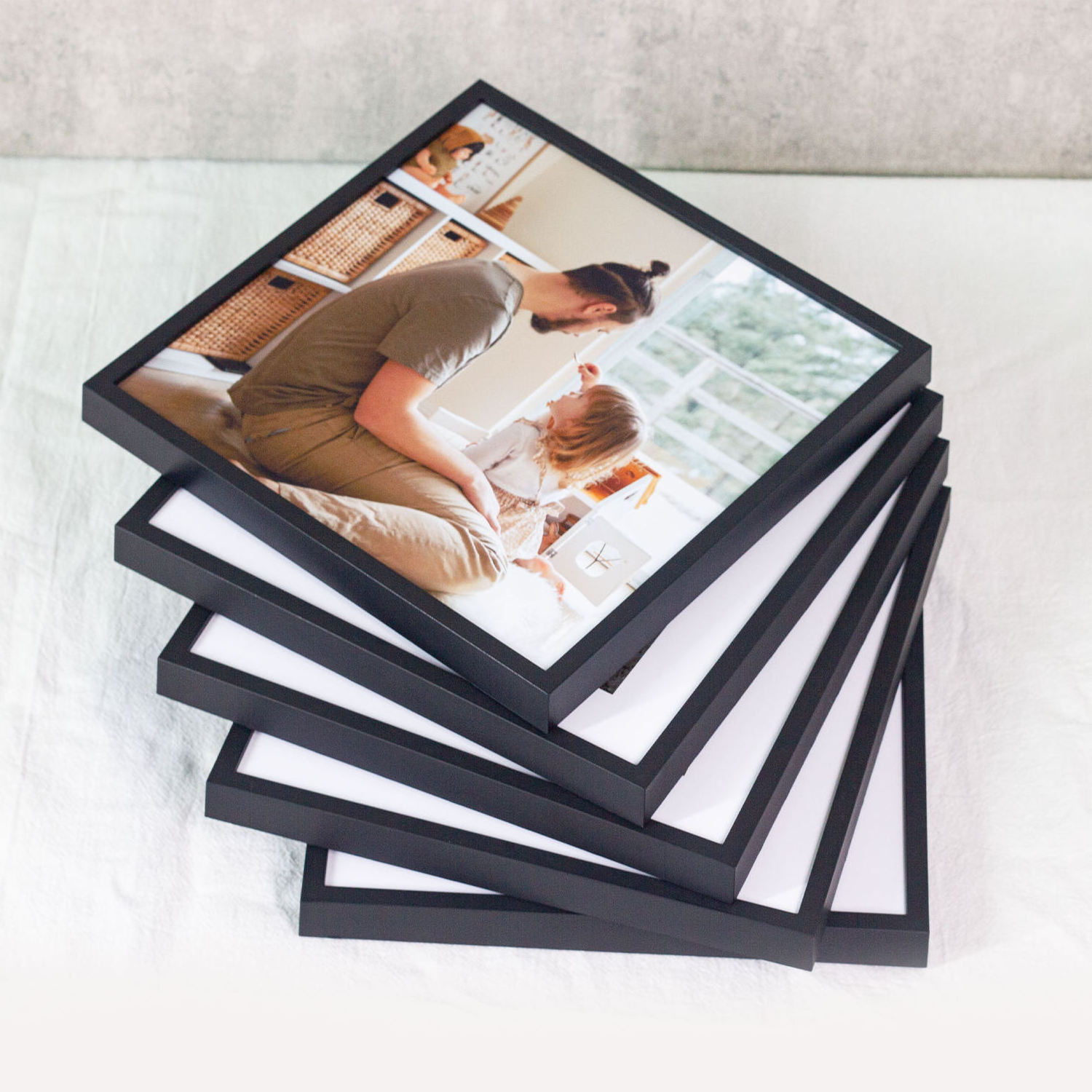 Premium Lightweight Easily Stick Square Plastic Photo For Wall Frame Picture Lightweight Plastic Photo Tiles