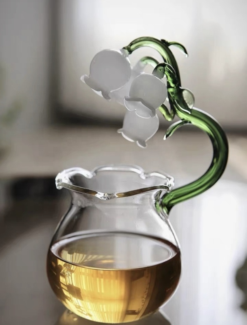 Custom Factory New White Rose Share Cups High Borosilicate Glass Tea Pot 300ml Capacity