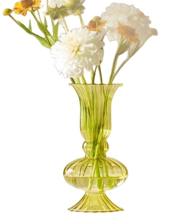 Wholesale Customized Hand Blown Ribbed Nordic Spray Color Flower Glass Vase Delicate Bud Vase