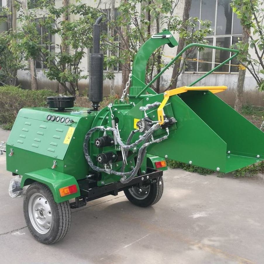 Self powered 15 18 HP 22 hp 40 hp diesel engine hydraulic feeding large drum wood chipper machines wood chipper