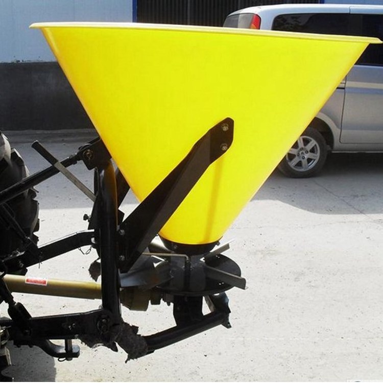 Farm Implement seed spreader fertilizer machine tractor PTO mounted 3 point fertilizer sand spreader