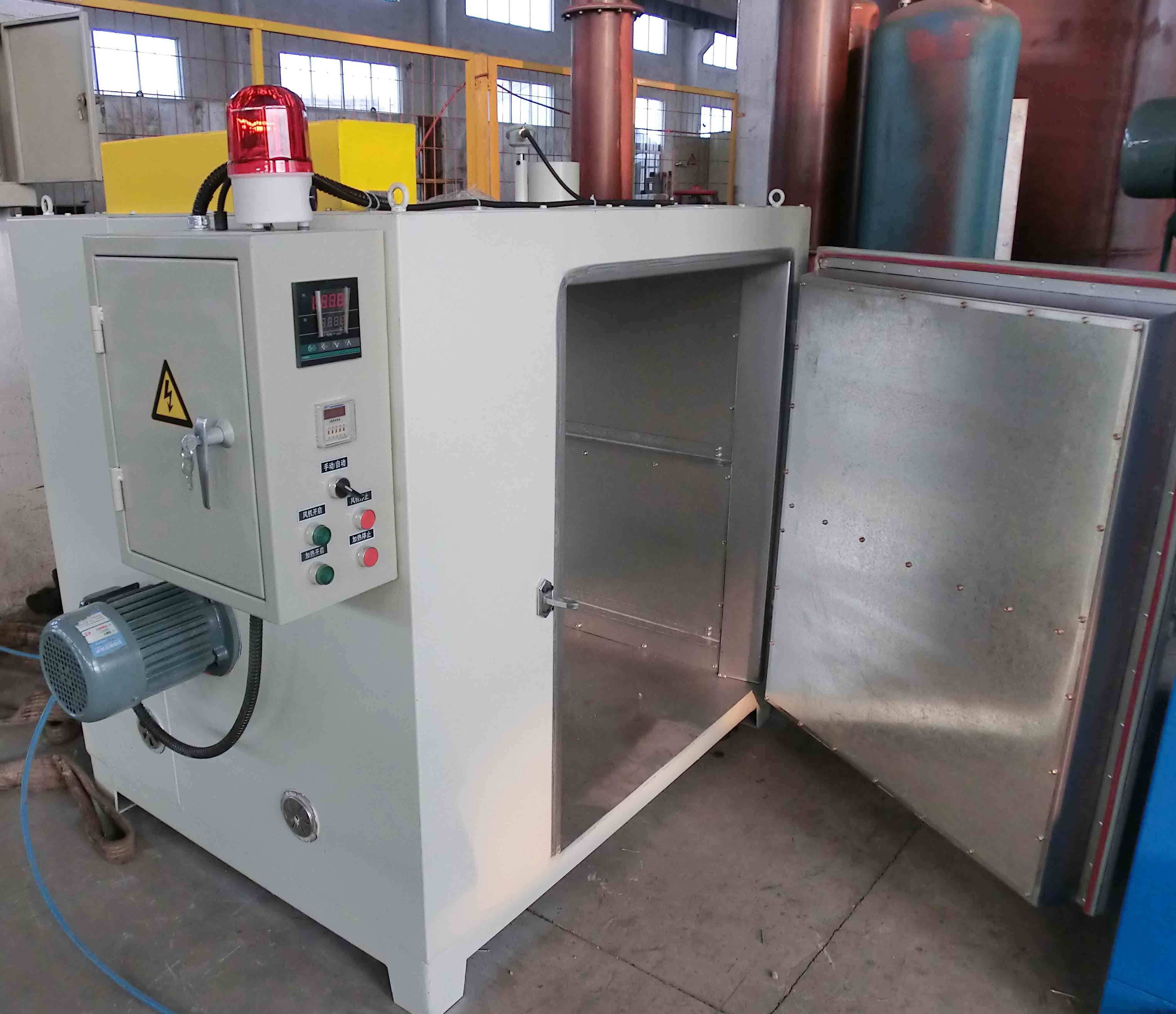 Industrial oven drying chamber with electric heating