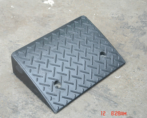 Traffic Parking Durable Car Rubber Curb Ramps Threshold Kerb Ramp