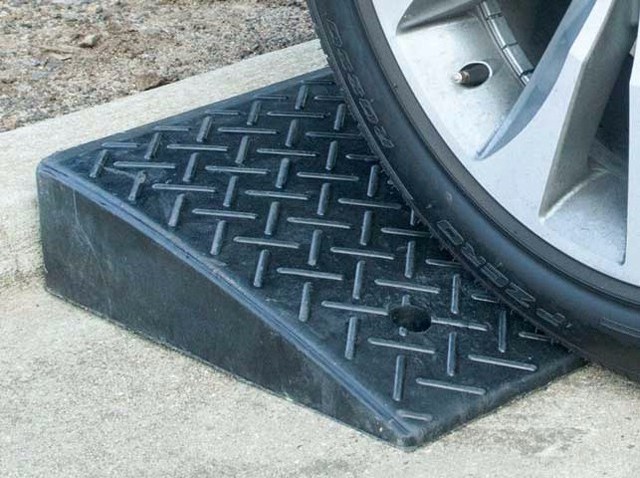 Traffic Parking Durable Car Rubber Curb Ramps Threshold Kerb Ramp