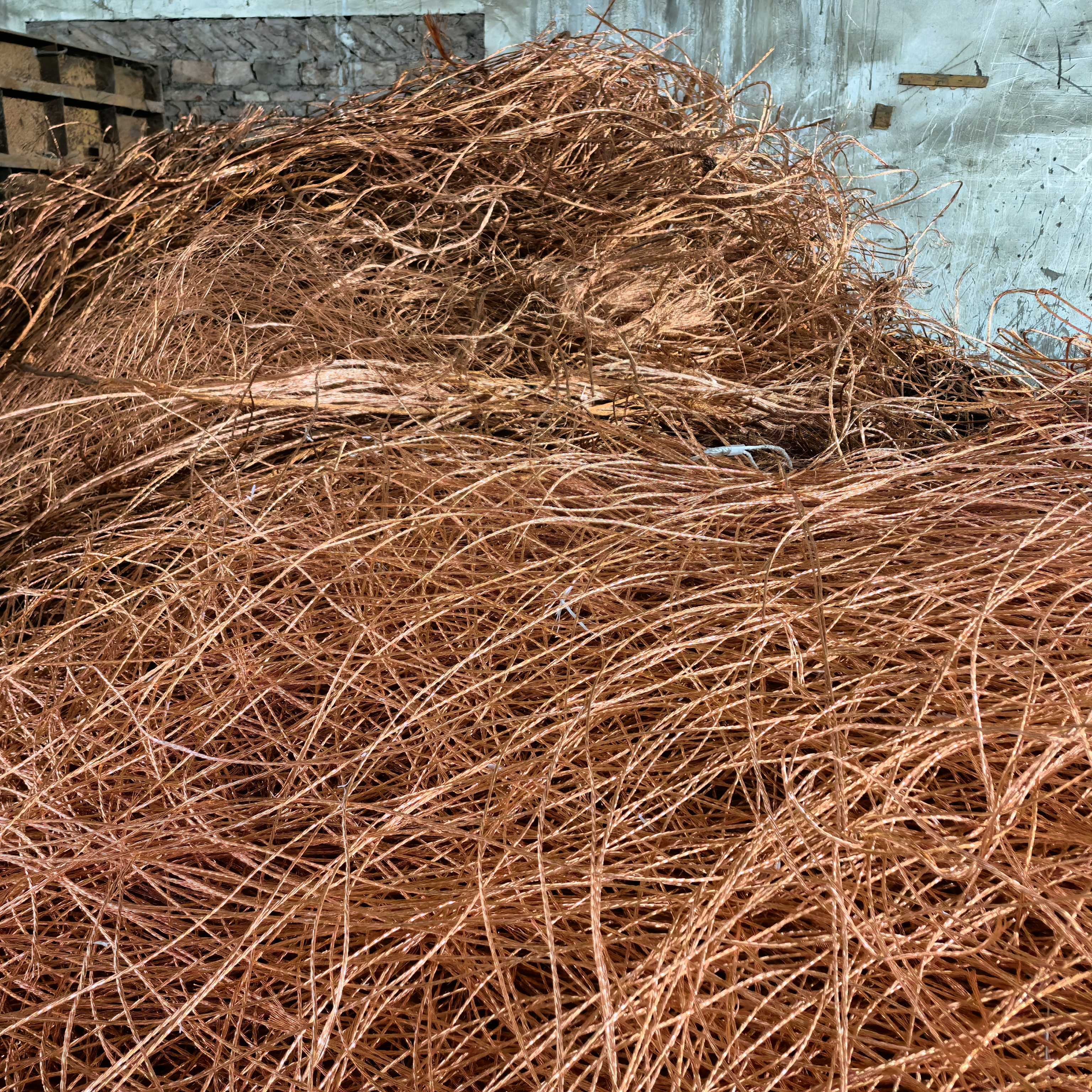 Factory Direct Metal scrap Copper Brass Scrap High purity scrap Copper wire 99.99% Copper cables are now all discounted by 30%