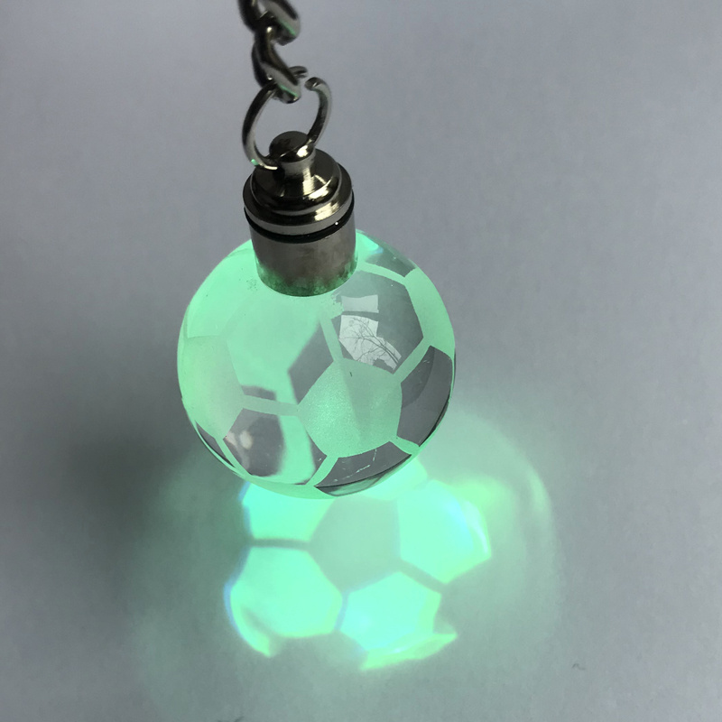 Wholesale fancy football sphere keyring flashlight  led crystal soccer ball keychain for fan gift