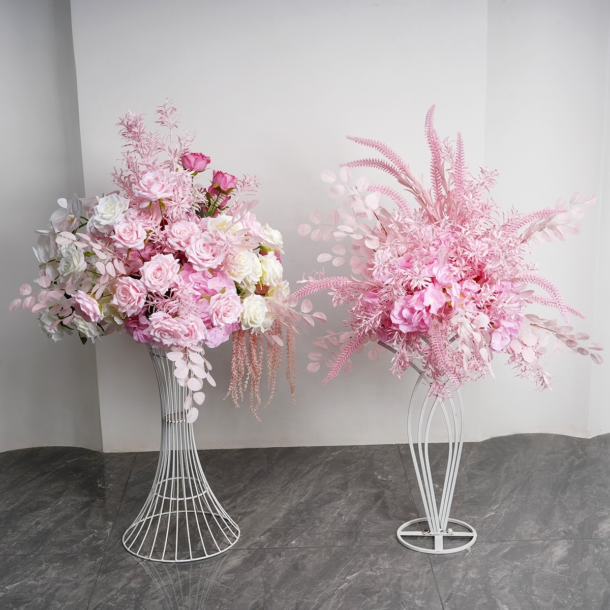 Pink Feather Shaped Artificial Silk Flower Table Flower Ball Wedding Props Decoration for Wedding Home Celebration Event