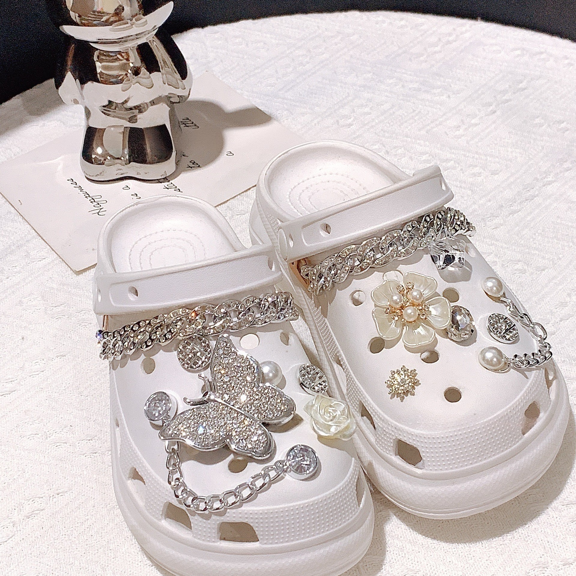 YIHE CD-005 wholesale metal bling shoe charms custom jib bitz rhinestone designers brand flower shoe decoration for croc clog