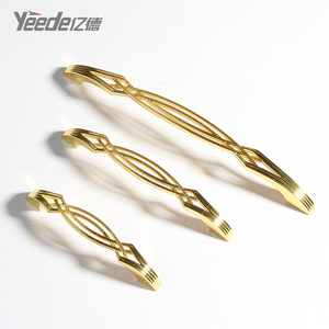 Yeede Zinc Material Kitchen Cabinet Gold Handle Hollow Design Furniture Hardware Pulls