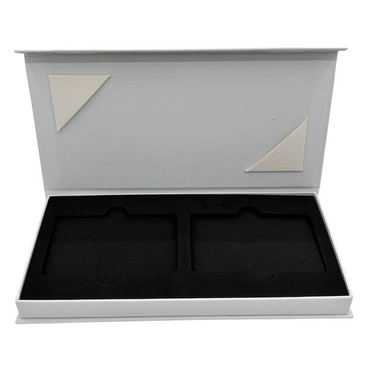 Printing Luxury White Cardboard Credit Card Packaging Gift Boxes With Slots For All kinds of Card