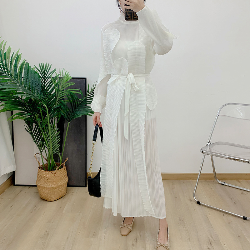 2024 New Spring Summer Pleated Niche Design Ruched Appliques Splicing Lace Plus Size Dress Irregular High Quality Women's Dress