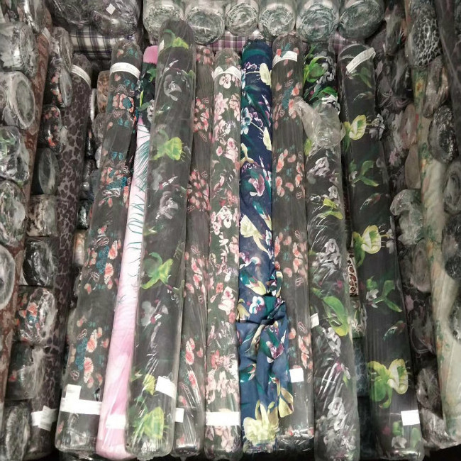 Wholesale stock chiffon fabric plain chiffon floral chiffon printed moss crepe voile clothing fabric