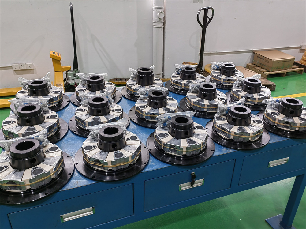 High-Pressure Water Pump Coupling for Excavator Rigid Disc Flexible Coupling with OEM Customization Support