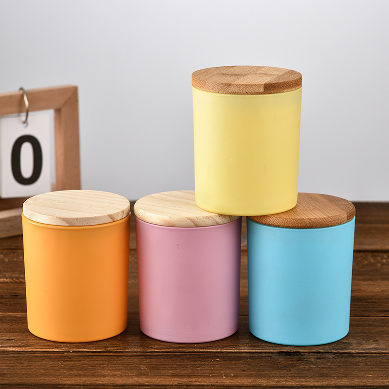 Custom Recycled Colorful Empty Candle Jar with Wooden Metal Lid Private Label Black Candle Containers Vessels for Candle Making