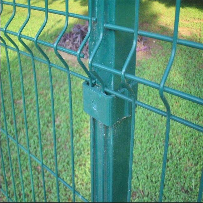 good quality low price green color 3D folds wire mesh panel fence iron tree guard for garden