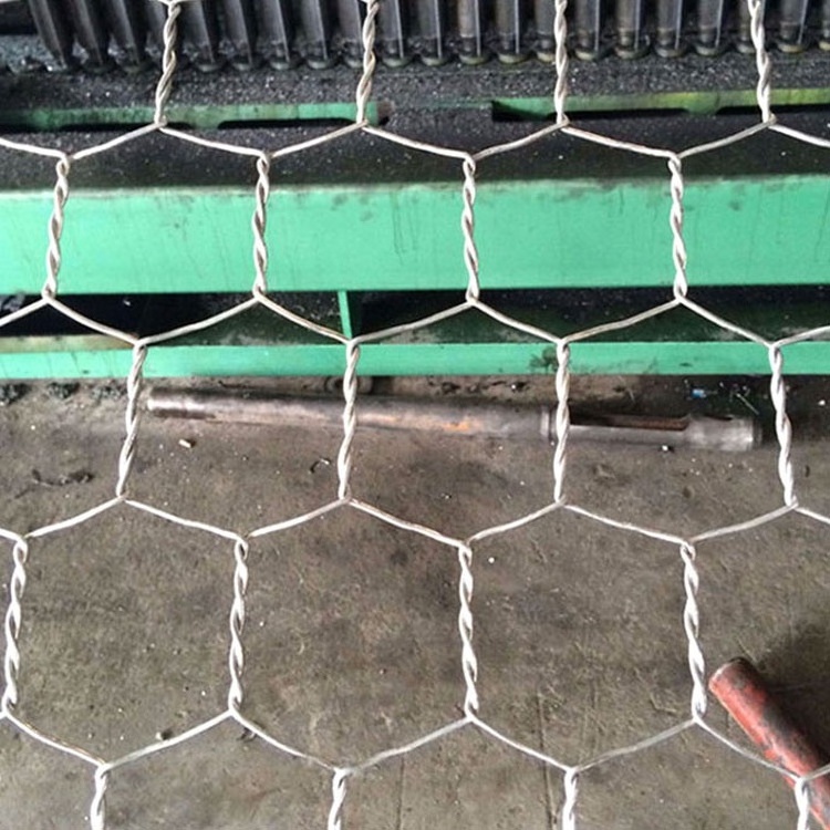 low carbon steel wire Q195 crab lobster fish trap hexagonal wire mesh