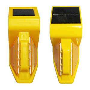 traffic safety road Visibility Photocontrol PP Solar Guardrail Lights Solar delineator reflector