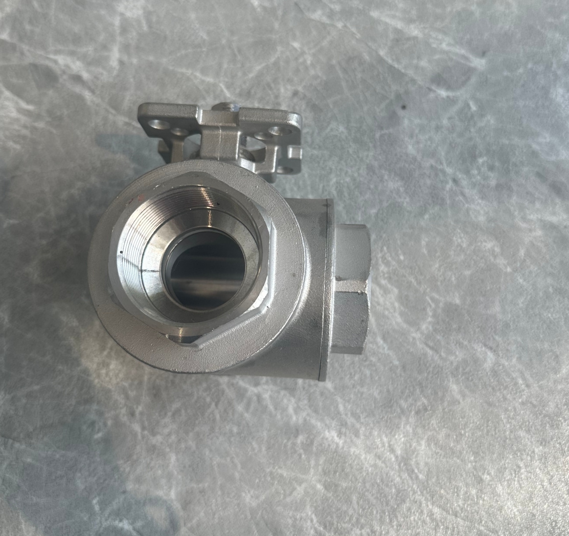 Good Quality Shipping Service Water Valve Three Way SS T/L Three Way Ball Valve