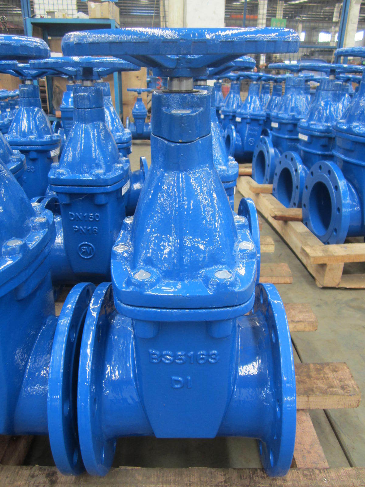 Low Price Manufacturer Industrial Valve BS5163 Z45X Cast Ductile Iron Gate Valve Rubber Seal Flange Gate Valve