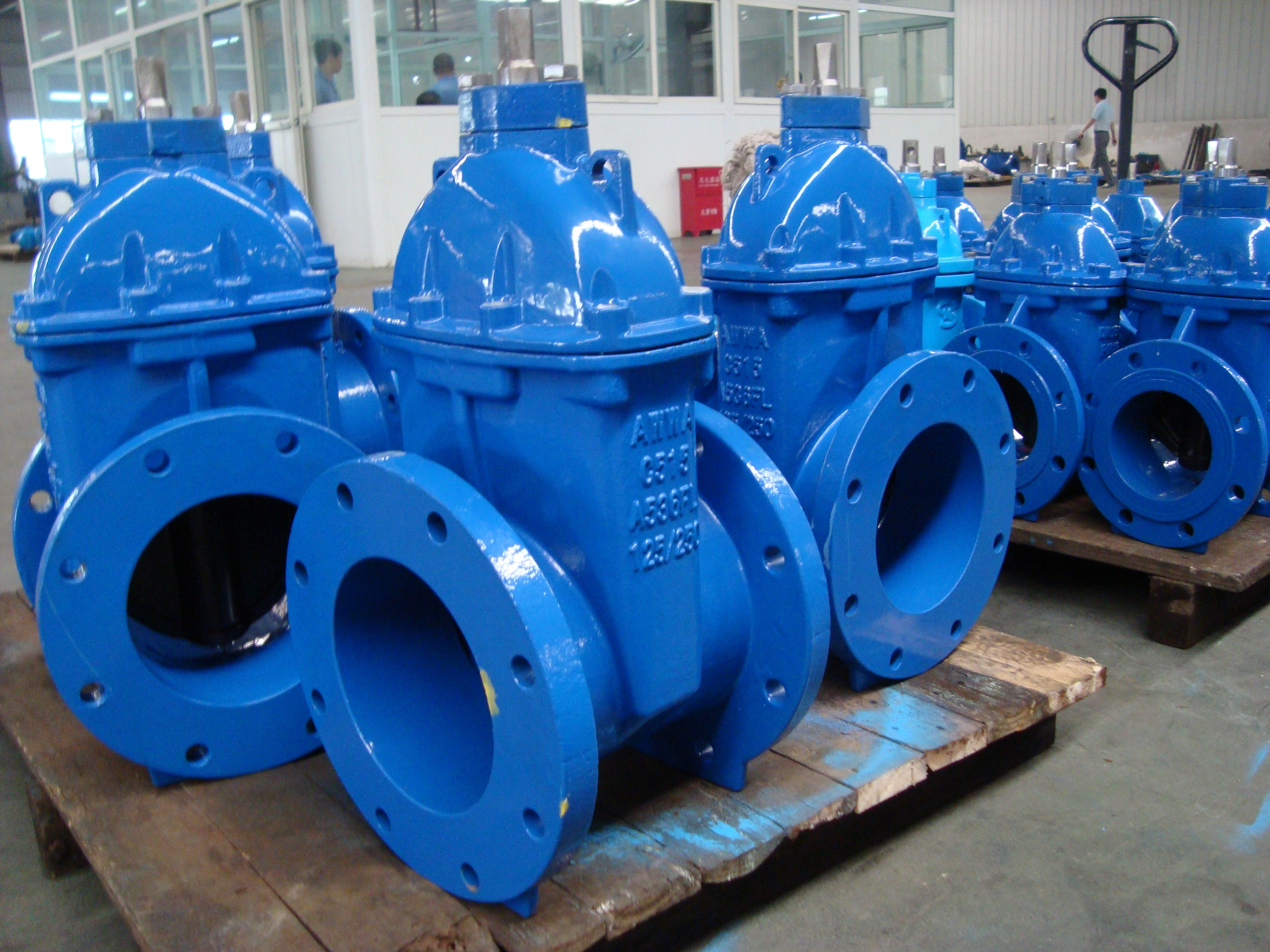 Industrial Water Supply Cast Iron Valve DIN 3352 F4 F5 BS5163 AWWA Double Flanged Resilient Seated Gate Valves