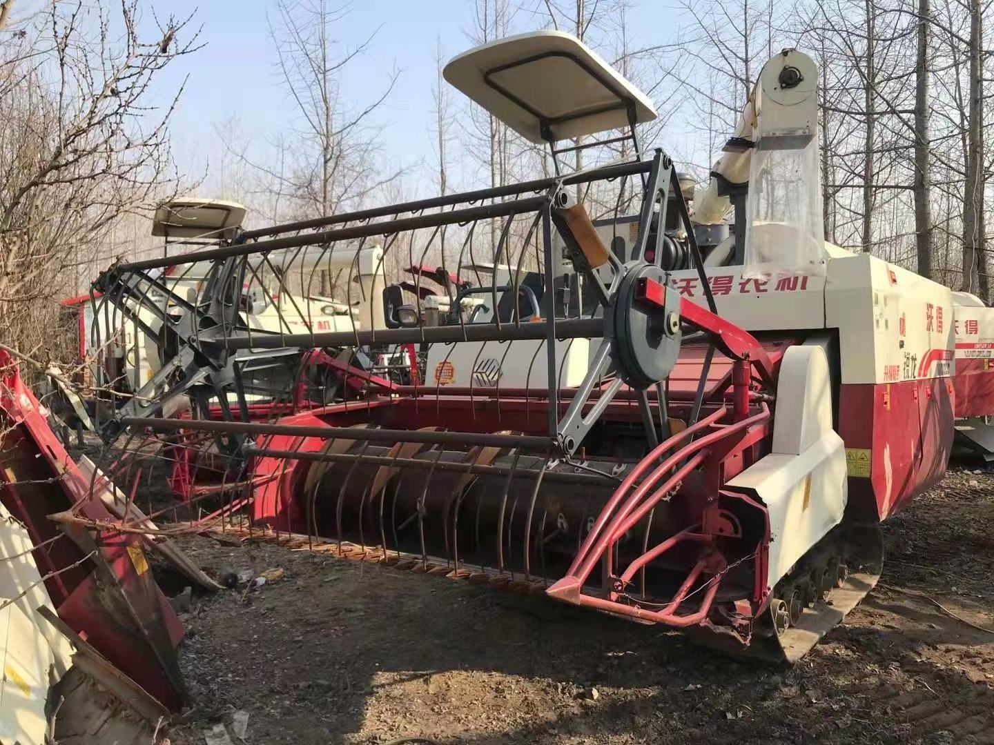 Hot Sell Mini Combine Sri Lanka Fodder Machine Berry Harvester With In The Stock