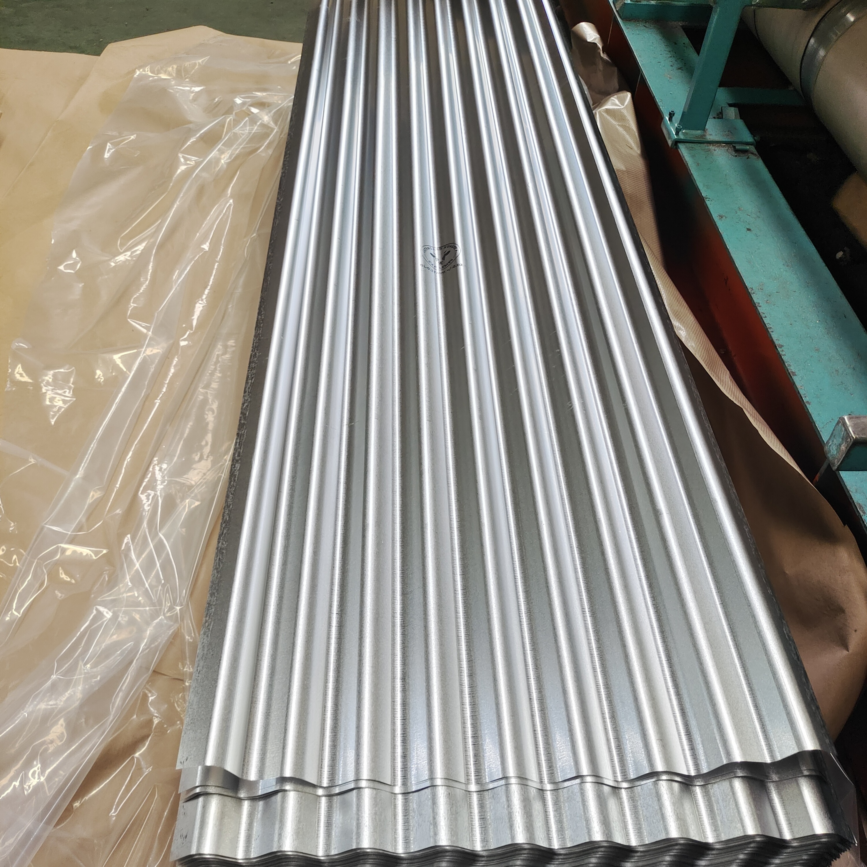 Roofing Sheets Ppgl Corrugation Steel Coils Sheets Galvanized Polycarbonate Roofing Sheet