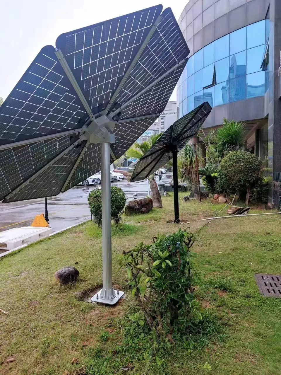 Online selling multi function circular solar umbrella panel for outdoor use