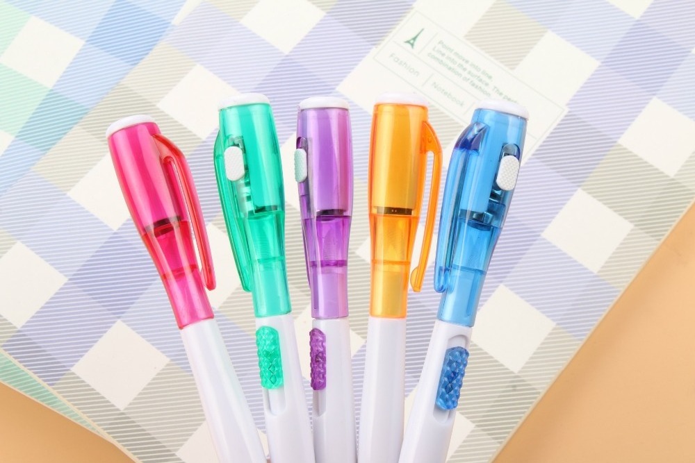 Creative Stationery New Strange With Led Flashlight Multi-Purpose Ballpoint Pens