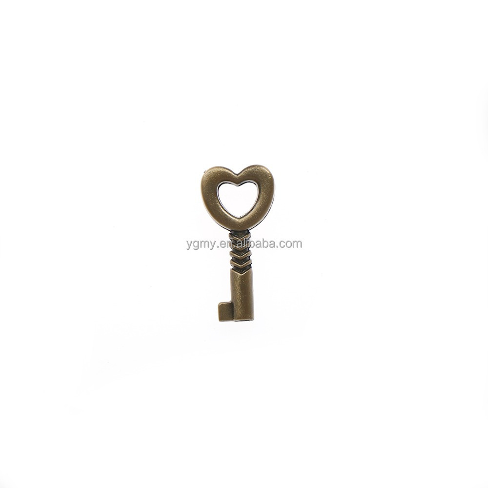 New Retro Vintage Personalized Heart Shape Padlock with Key Travel Luggage Suitcase Locker Lock Set keychain