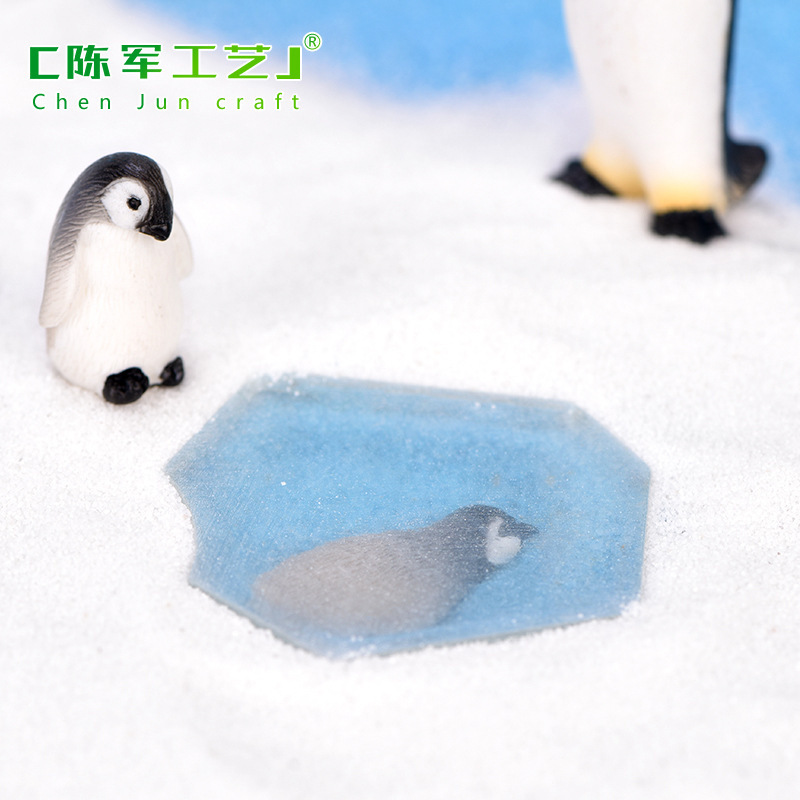 Chen Jun Craft Iceberg Sichuan University Snowflake Polar Series Realistic Size Penguin Seal Resin Craft Decoration