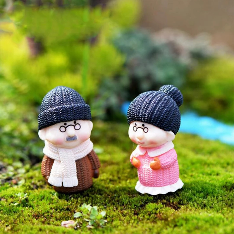 Hot Sell Old Grandma granny Couple Figurines Miniatures Fairy Garden Ornament home Wedding Decoration