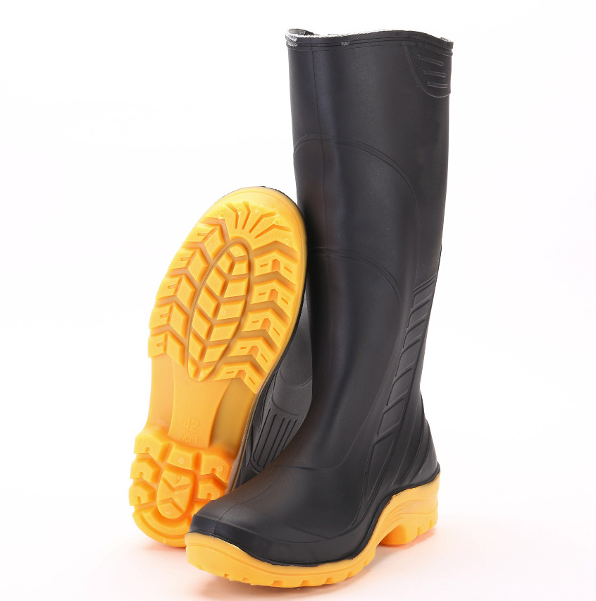 Indonesia  hot sell PVC rain boots for men's black color yellow sole