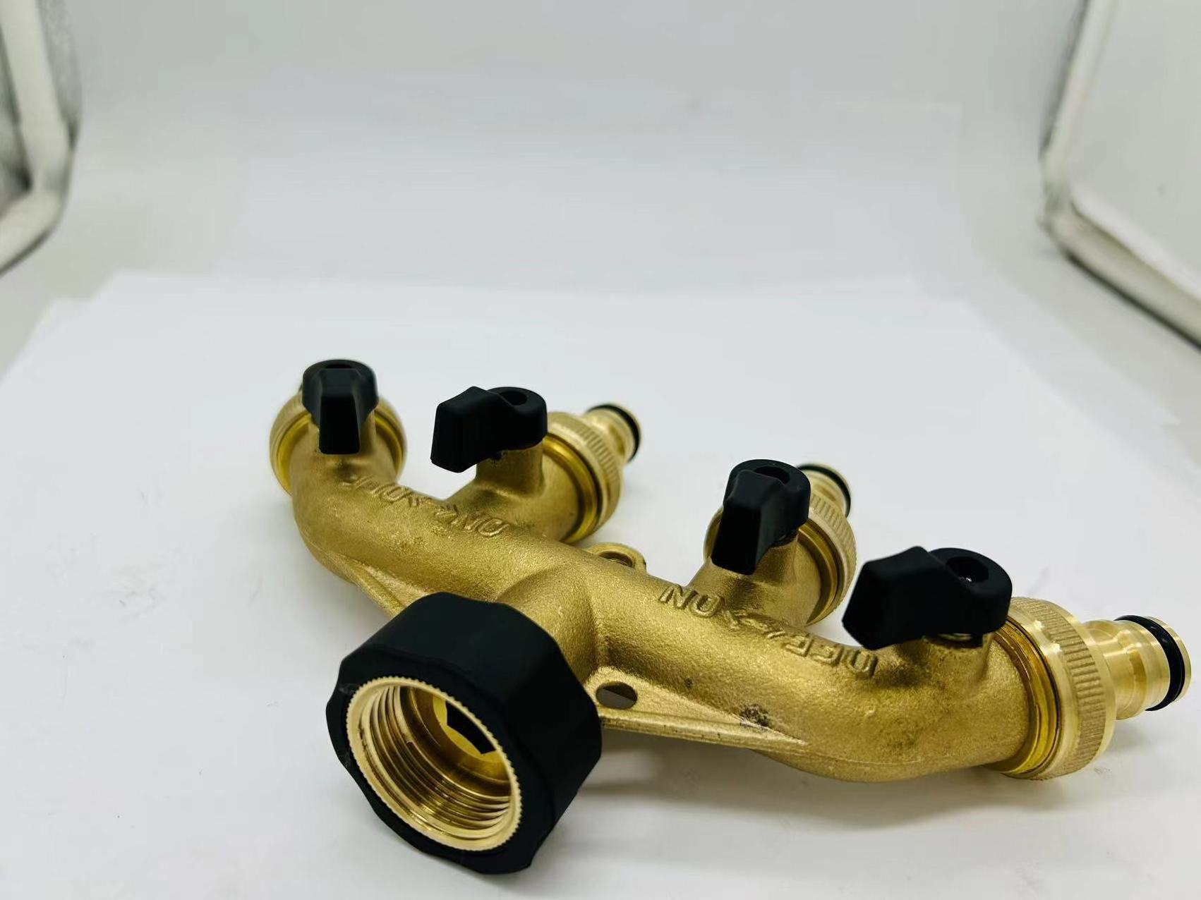 Best Quality Brass manifold 4 Way Garden Water Tap Connector Water Hose coupler